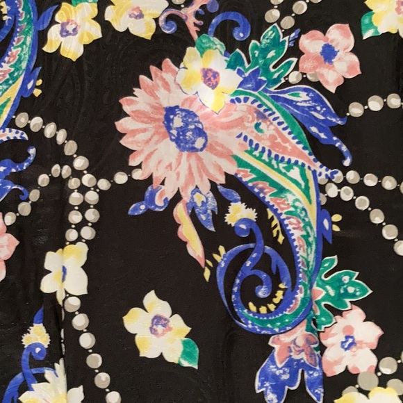 Vintage. Two-Piece Set - Picture 4 of 7